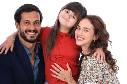 Da esquerda para a direita: Raphael Vianna, Juju Teófilo e Laryssa Ayres | Créditos: Ricardo Bufolin)